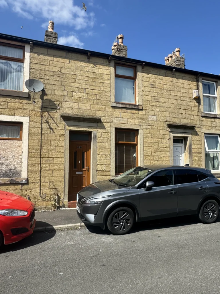 15 Pine Street, Burnley, Lancashire, BB11 3AE