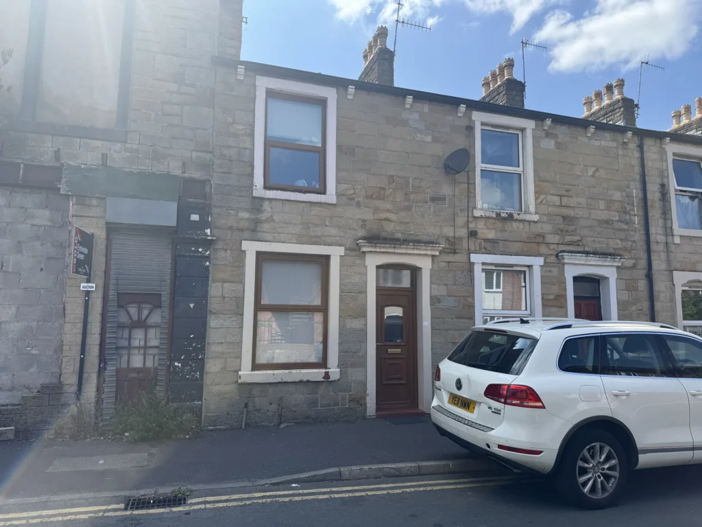 Oxford Road, Burnley, BB11